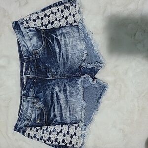‼️FINAL SALE‼️Vanilla Star Shorts